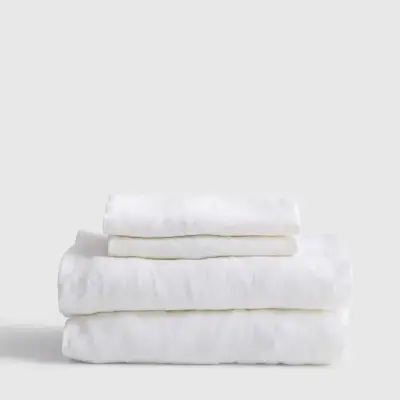 Quince ad: Belgian Linen Sheets?