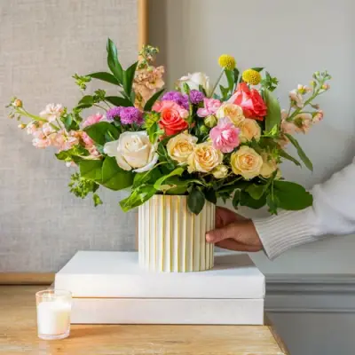 FTD LLC ad: Order Discount Flowers